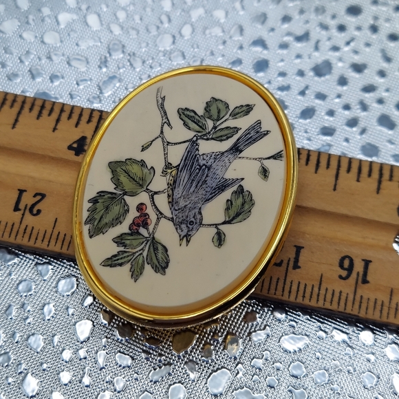 Vintage Barlow Etched Bird Brooch, GC & Attractive. - Picture 9 of 13